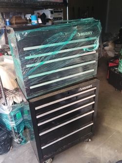 Husky Tool Chest with Top Cabinet