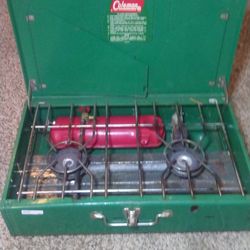 Coleman 2 Burner Propane Gas  Stove 