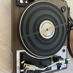 Marantz 6200 Turntable Record Player 
