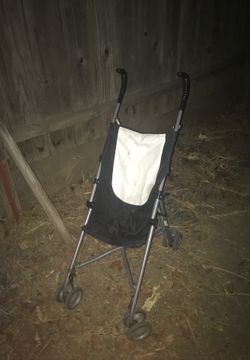 Toddlers black/white stroller in good condition