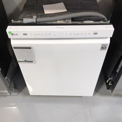 LG White Dishwasher