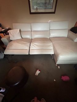 Beautiful brand new sectional