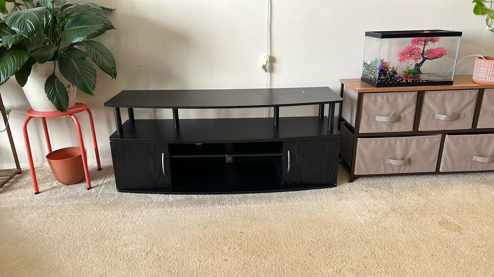 TV table 60”