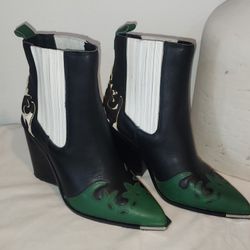 Steve Madden Western Fashion Boots Sz 6 M Green Real Fur Trim Almond Toe EUC
