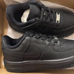 Black Air Force Ones Size 11 C