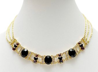 Vintage Monet Black AB Clear Crystal Rhinestone Triple Chain Collar Necklace

16" length.

Shown with quarter for size reference.

CONDITION: Pre-owne