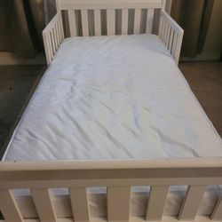 Toddler Bed With Mattress 