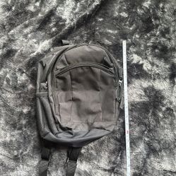 12”H Medium 10 Pocket black Backpack 