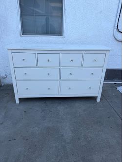 8 drawer white IKEA dresser !