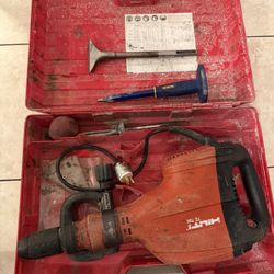 Hilti TE 706-AVR Demolition Jack hammer +bits