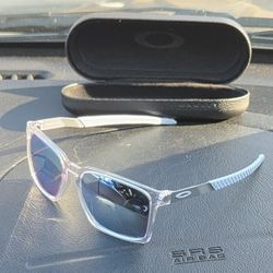 Oakley Exchange Sun sunglasses