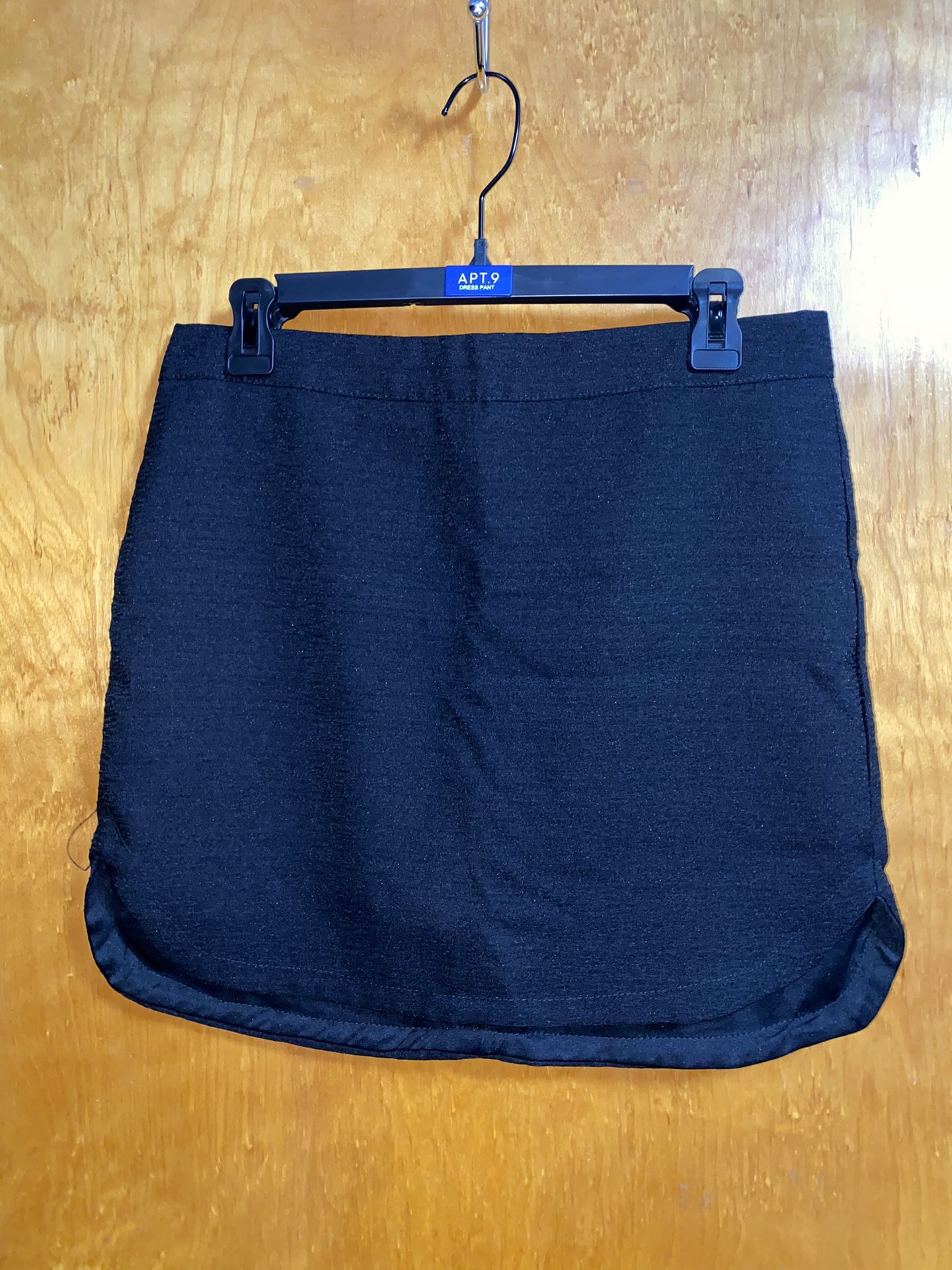 1 Black Skirt 1 White Skirt (Large)