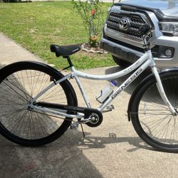 Genesis Super 32 Single Speed Beach Cruiser 