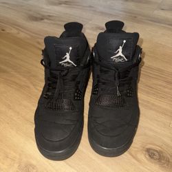 Black cat 4s 