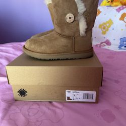  Uggs Boot 