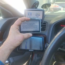 gps pick one for 15 or 2 for 25 unless shiping than add 5 bucks