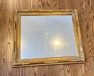 Wall mirror