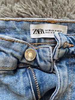 Zara booty shorts