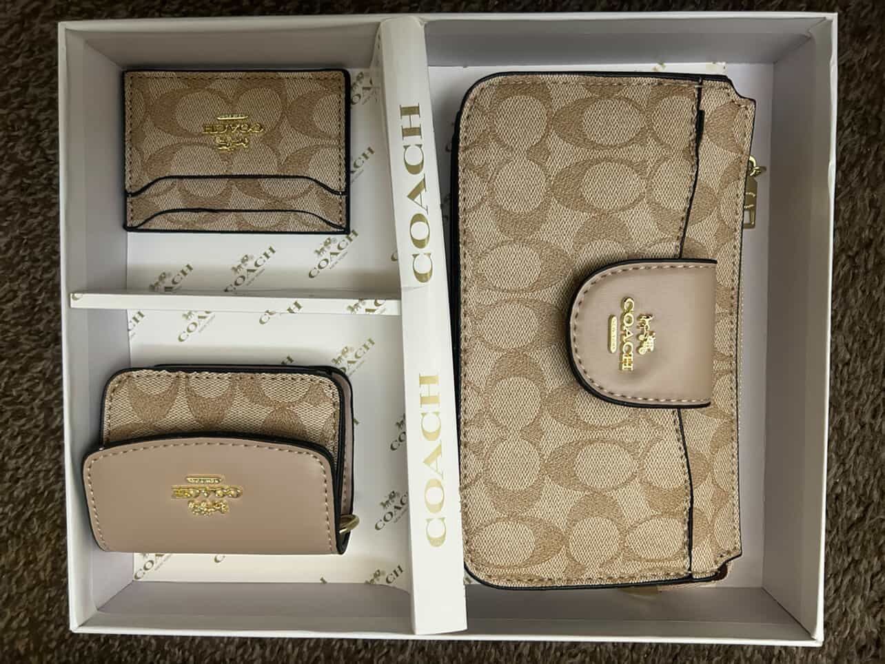 COACH PURSE/BAG WALLET brand new