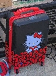 Hello Kitty Child Suitcase