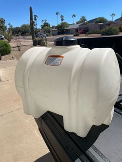 Water container