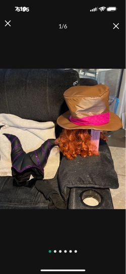 Disney  Mad 🎩 Hatter  runs Small Or Maleficent Costume $20 Each ! One Size Fits All