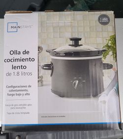 Mainstays Slow Cooker - Like New