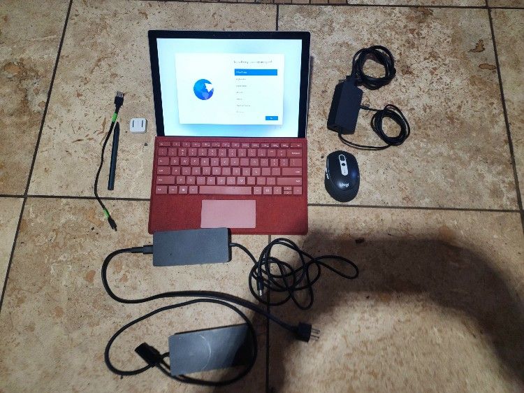 Microsoft surface pro 7 PC i7 1.3 ghz cpu 16gh ram 1tb  2019 MOUSE PEN KEYBOARD INCLUDED 1065g7