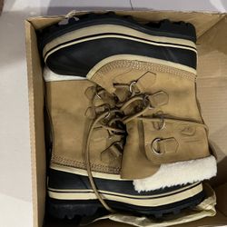 CARIBOU™ WOMEN'S WATERPROOF BOOT