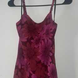 Vintage Floral City Triangle Dress