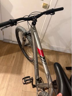 Specialized hard rock