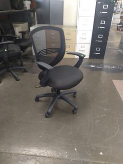 Task Chair 
