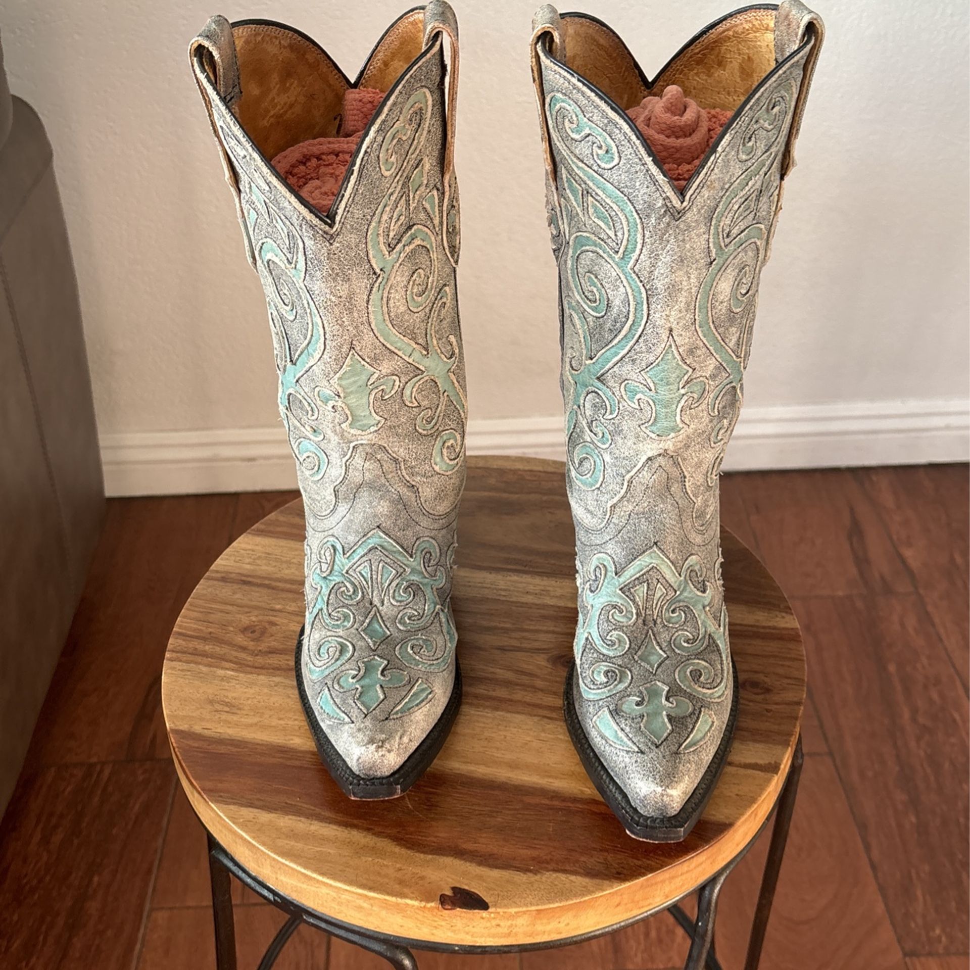 Tony Lama’s Size 7 Women Boots 