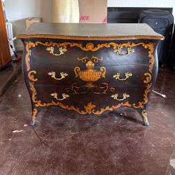 MAITLAND SMITH Solid Wood Chest