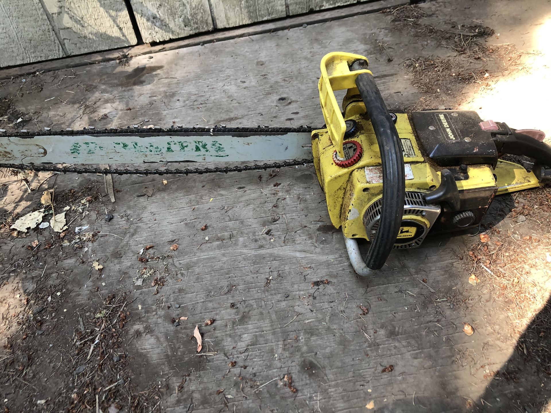 John Deere Chainsaw