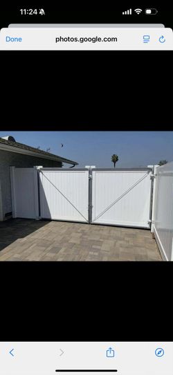 Vinyl Gates