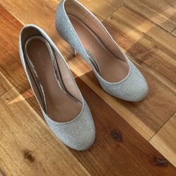 Sparkling High Heels 