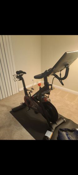 Peloton stationary bike
