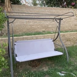 Swing (three Person)