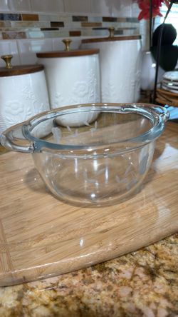 Princess house olla de 1.5 qt  no tiene tapadera
