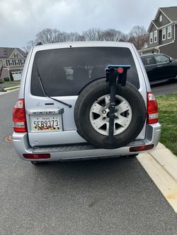 2004 Mitsubishi Montero
