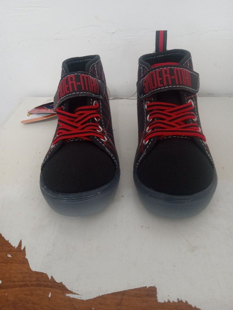 TODDLER MARVEL SPIDERMAN SIZE 7 CASH ONLY