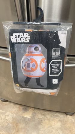 New Star Wars inflatable costume with fan $20