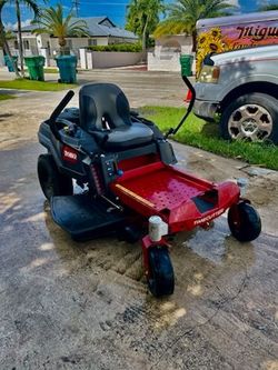 Toro trimcutter zero-turn mower