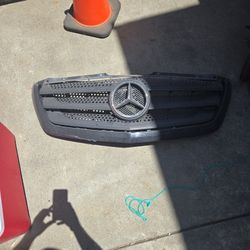 Mercedes front grill