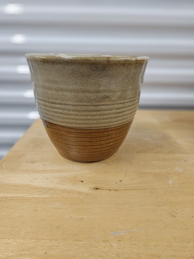 2 Tone Ceramic Flower Pot