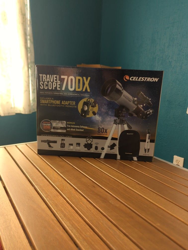Celestron Travel Scope 70DX With Smartphone Adapter