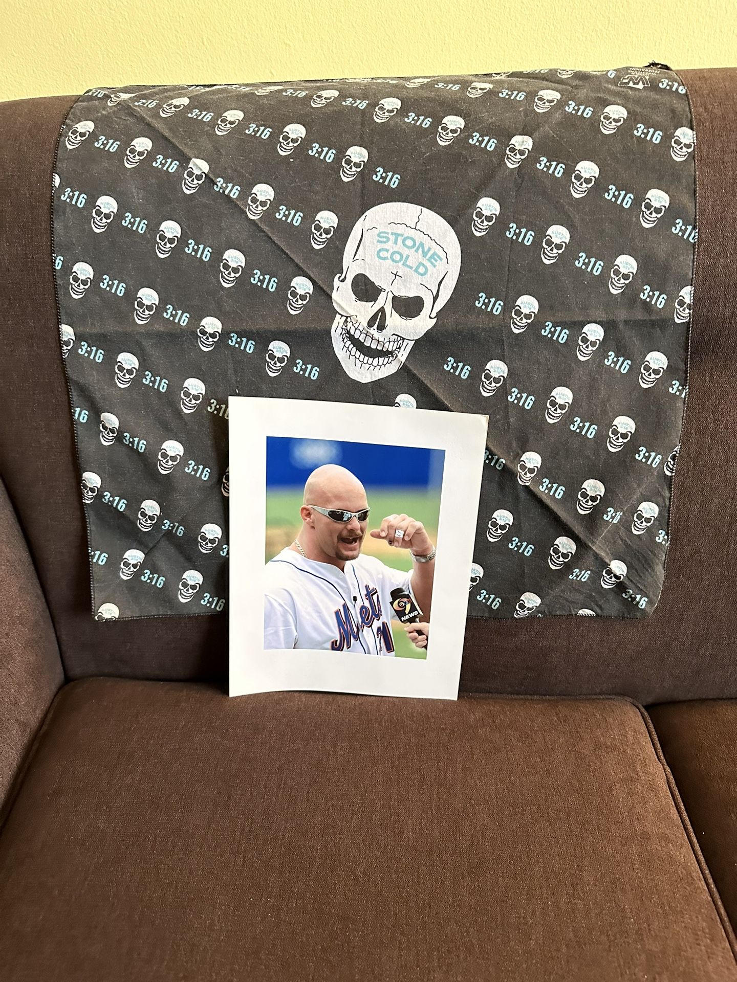 Stone cold Steve Austin wwf skull 3:16 bandana with bonus New York Mets Stone Cold Steve Austin Color Photo. 8 1/2” x 11” on heavy Kodak paper