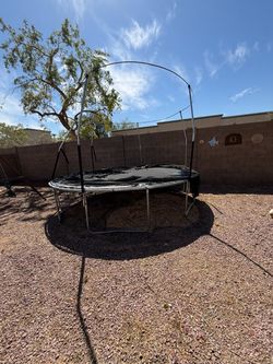 Round Trampoline