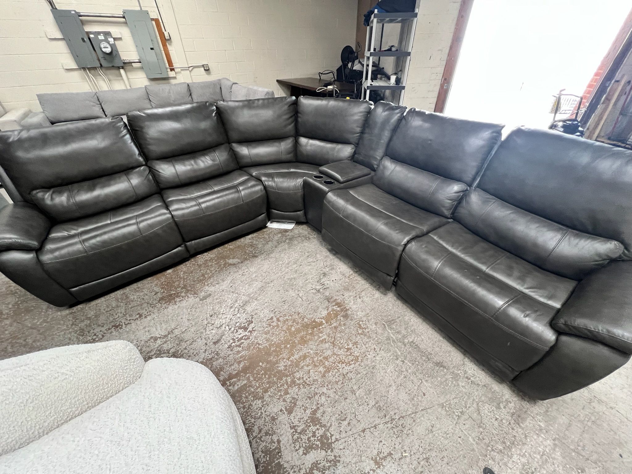 Wylder Leather Couch Reclining Sectional - Free Delivery 
